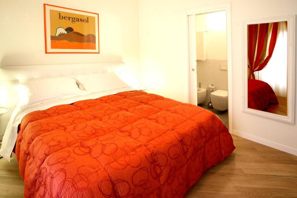 Bed and Breakfast R&B Santo Stefano Bolonia Habitación foto